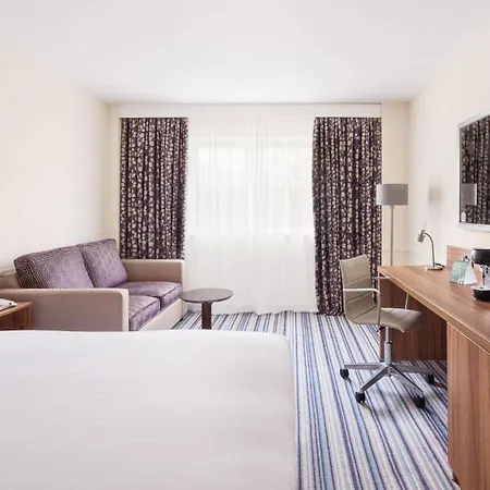 Holiday Inn Taunton M5, Jct25 By Ihg Exterior photo